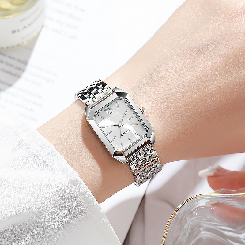 Известные брендовые женские ча – обзор и цена Luxury Watch Brands Logo
